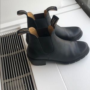 Blundstone heeled Chelsea boots - worn twice!!